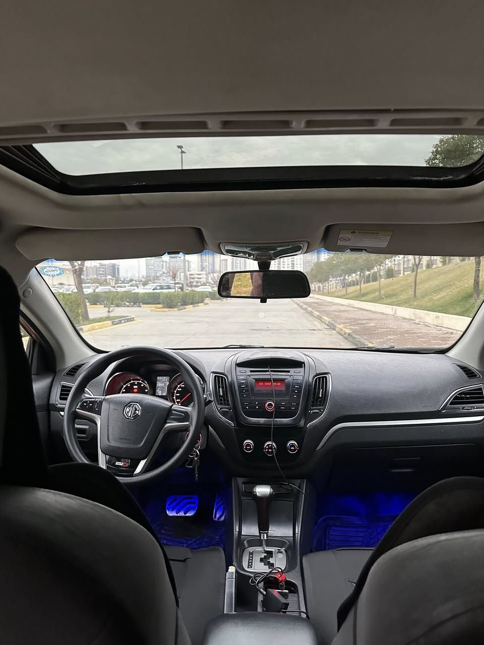 ماشأللأً 🧿MG 2014
فوول مواسەفات
١-سلایت
٢-سوکان ڤۆلیۆم
٣-ئەیبی ئێس
٤-سێ مۆدی لێخورین
٥-ئۆتۆماتیک
٦-٣ پارجە بۆیاخ
٧-بەریتانی ئەسلی
٨-حاسەیە
سەیارەیەکی رێکو پێک و بێ مەسرەف هەموو گیانی بە شەرت سعری تەنها ٦٣ گەلا
***********
