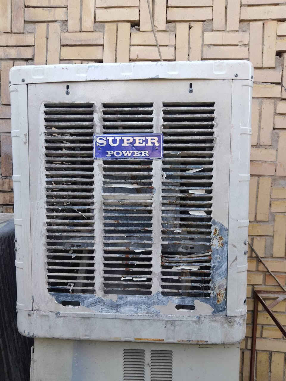 اغراض منزل لبيع دنتقل غير مكان ودبيعهن ميز بلازمه 50 الف كنتور تركي 70 الف طبلات صاج 50 الف مبرده سعر 70 الف رحله مدرسيه 25 الف ‏‪0787 252 0757‬‏ توصيل ماعندي شراي يجي ياخذهن
