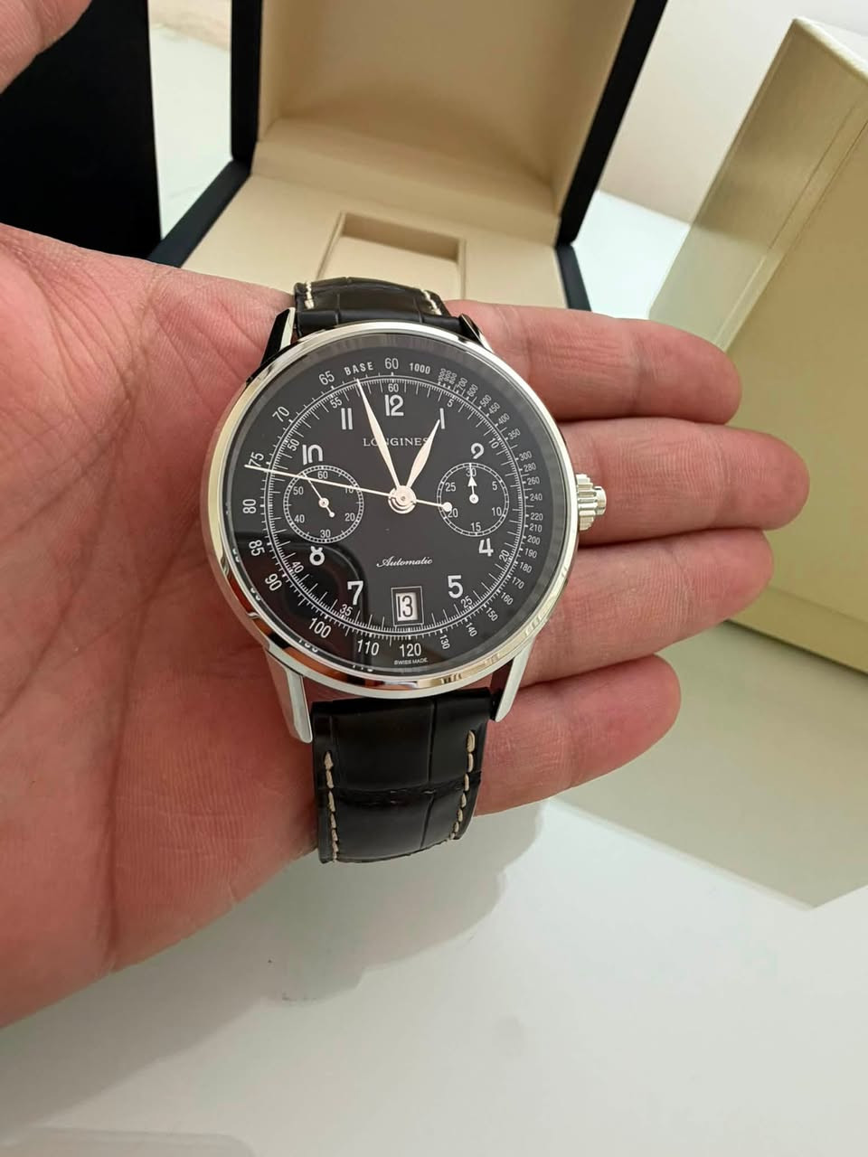 ساعه سويسريه اصليه 100% نوع Longines Heritage Chronograph Monopusher جديده لم تستخدم قطر 42 زجاج كريستال زفير مينا لون اسود ملوكي اوتوماتيك ماكنه كشف مع كامل المرفقات وكفاله لمدة سنتين من الوكيل الرسمي السعر المطلوب 900 دينار اردني للتواصل على الخاص او على الرقم 0785261118


**إذا كنت صاحب هذا الإعلان وتريد حذفه لأي سبب، رجاءا أرسل رسالة إلى الدعم الفني**