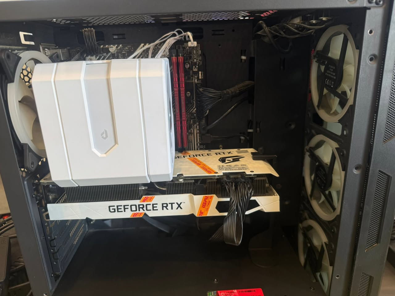 السلام عليكم
Ci 5 10400f
Cooler uphere 
Rtx 3050 8gb igame rgb 3 fan
Ram 16 8x2
Ssd 120gb
Hdd 2 tb
Case xigmatik
النضافة مثل ما واضح بالصور والكرت يخبل حرارته جوة اقصى ضغط ما توصل 55 نسخة igame rgb
السعر ٧٠٠ الف قفل مكاني ديوانية ومتوفر توصيل جميع المحافضات


**إذا كنت صاحب هذا الإعلان وتريد حذفه لأي سبب، رجاءا أرسل رسالة إلى الدعم الفني**