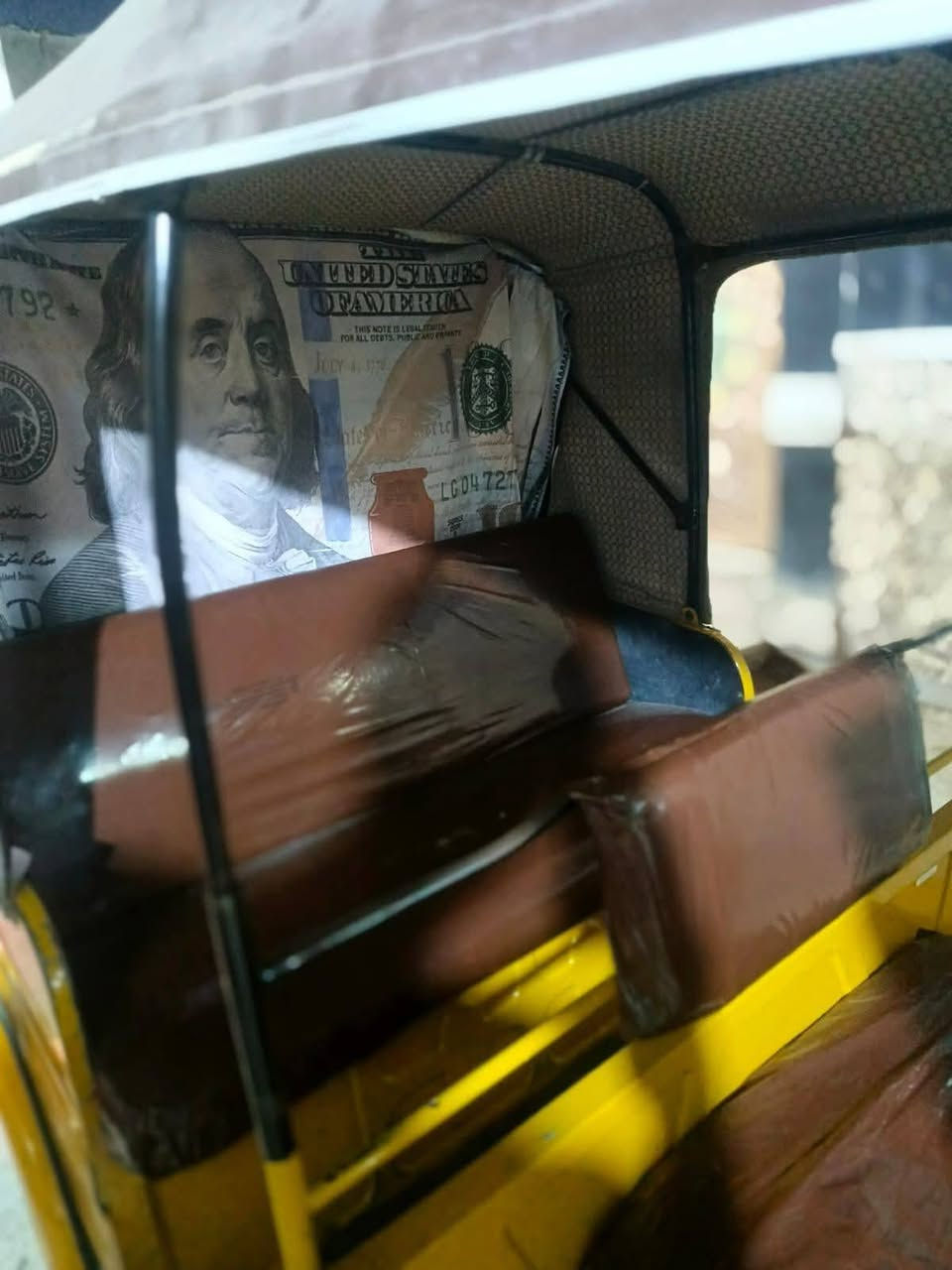 سلام عليكم ورحمة لله وبركاته تكتك للبيع موديل 19شهر 11تكتك حلوه ومرتبه خياس ماكو مابيه مكينه اكسل فول خير من لله دوشمه جديده كهربائيات شغاله تخم تاير جديد مكاني ديالى الخالص سعر 6700وبيهه مجال للشراي ول مو شراي لا يعلق رقمي ***********تصل وتدلل
