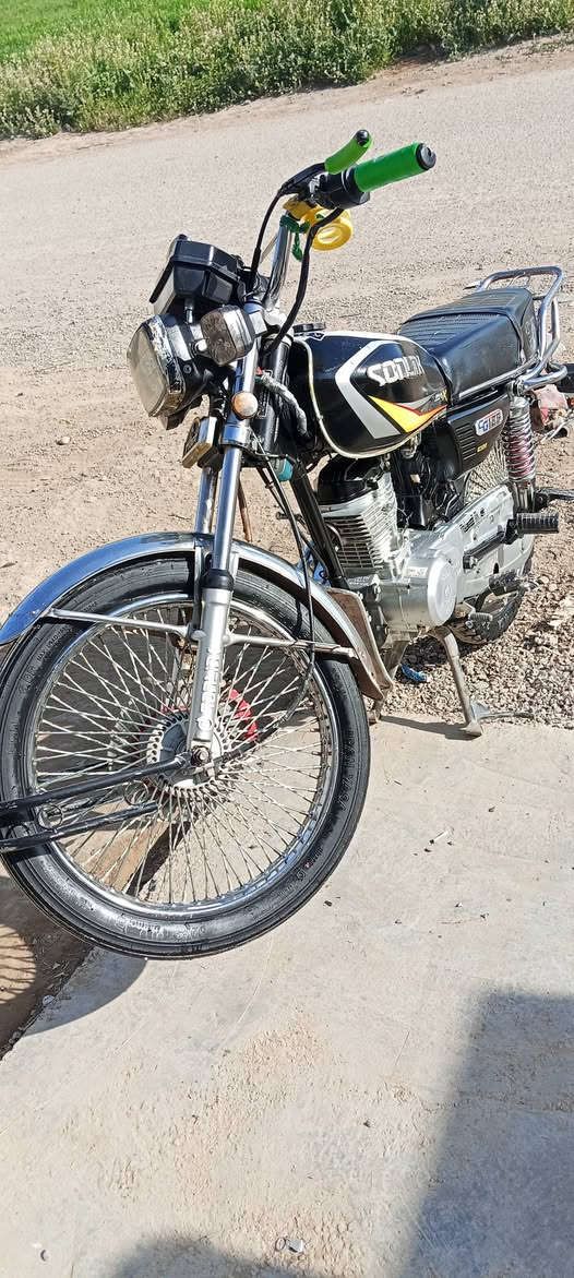 سولنك اربعه كير موديل 23محرك بلادي اوراق سعره 450جلولاء قرية جميله ***********
