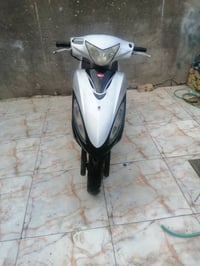 جي فور • شغاله • سلف هندر