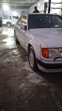 مرسيدس • ١٩٨٧ • ٣٠٠٠ VVT