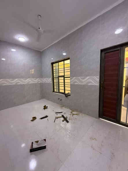 أسلام عليكم ورحمة الله وبركاته 🌹
اللاستفسار📲 ***********

دارين سكن للبيع 🏭
ماشاءلله عل ترتيب ونزاكه
مساحة كل بيت 125م
نوع العقار طابو زراعي
بأسم عراقي سند 25

لبيت لأول ركن على شارعين
ولبيت ثاني على شارع 9م
كافت لخدمات متوفره

كل بيت يحتوي
⬇️
دوانيه
وصاله
وغرف نوم 2
مطبخ
صحيات خارجي وداخلي

العنوان ابولخصيب
طريق العوجه 🛣
شارع حسينيه لانوار
موقع راقي

بيوت فارغات وجاهزات للسكن
تستلم بيتك عد لمكاتبه
تريد بيت أو تريد ثنين

سعر كل بيت 70 مليون وبي مجال
اللاستفسار 📲 ***********
