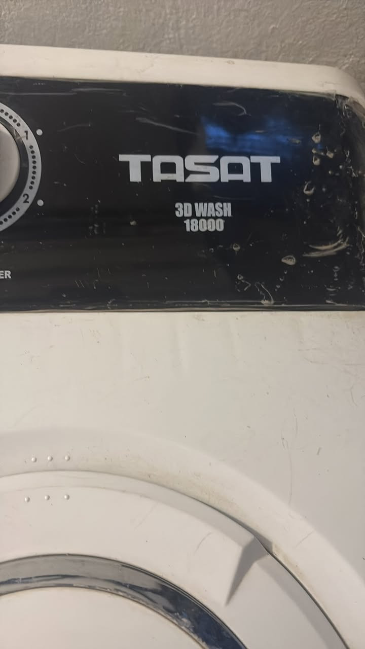 مستعمله كم مرا فقط السعر ١٥٠


**إذا كنت صاحب هذا الإعلان وتريد حذفه لأي سبب، رجاءا أرسل رسالة إلى الدعم الفني**