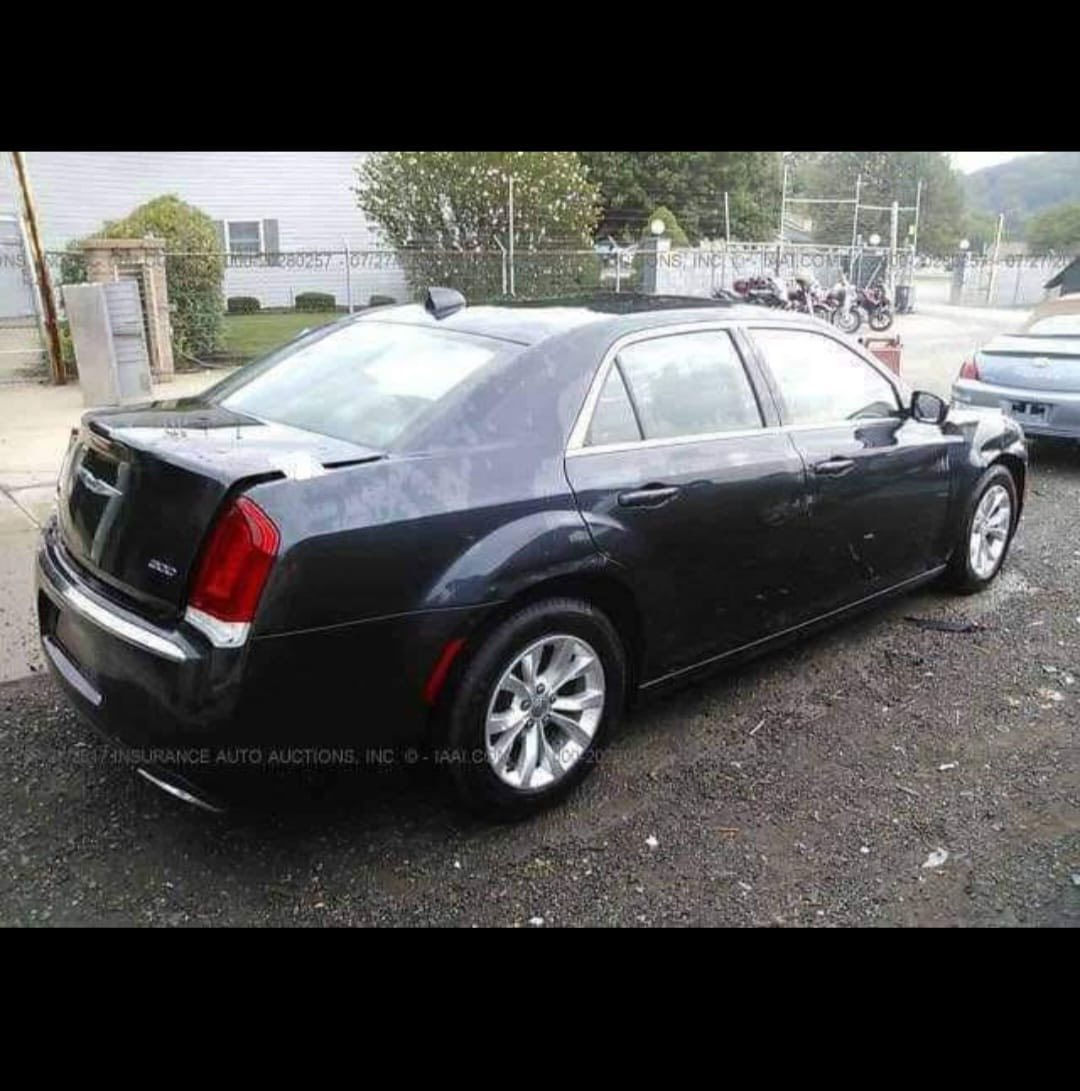 اوباما موديل ١٦ رقم بغداد بيع او مراوس ب اوبتما ٢٤٠٠ او سوناتا / السياره بدون ايرباك وصور الحادث موجوده بالمنشور ابيع احزام فقط 
***********
