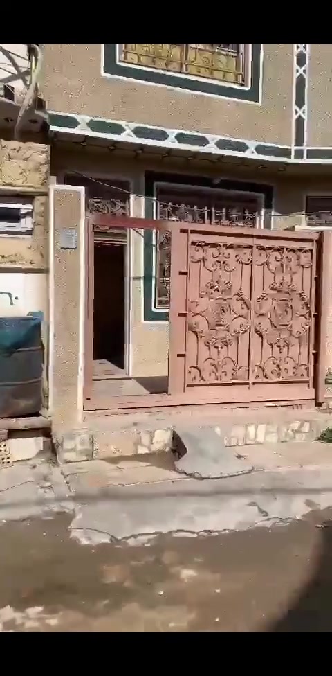🔥 بيت للبيع - حي الزهور الثاني 🔥

📍 المساحة: 100م² (10×10)
🏡 يتكون من: 4 غرف نوم + صالة + مطبخ + استقبال + حمام سباحة صغير

💰 السعر: 170 مليون - وبيه مجال للاستفسار

📱 للتواصل: ***********
👤 حيدر عباس للعقارات - كربلاء المقدسة

