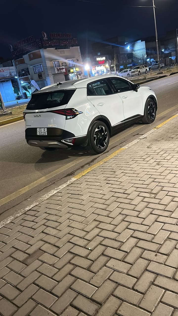 السلام عليكم
كيا سبورتج موديل 2023 خليجي 

محرك 2000دوش 

مكفولة كير ومحرك وصدر وتخم تاير والسيارة مكفولة بيها رصعتين بس

ماشية 48

مواصفاتهة 

حساسات امامية خلفية 

شاشة كبيرة 

ابل كار بلي 

اندرويد اوتو 

مثبت سرعة 

كامرة خلفية

مري شفط 

بصمة 

تشغيل عن بعد 

عدادات ليزرية 

رقمها بغداد بأسمي 

سعرها 215

مكاني بغداد حي الجهاد  

للتواصل والاستفسار
***********
