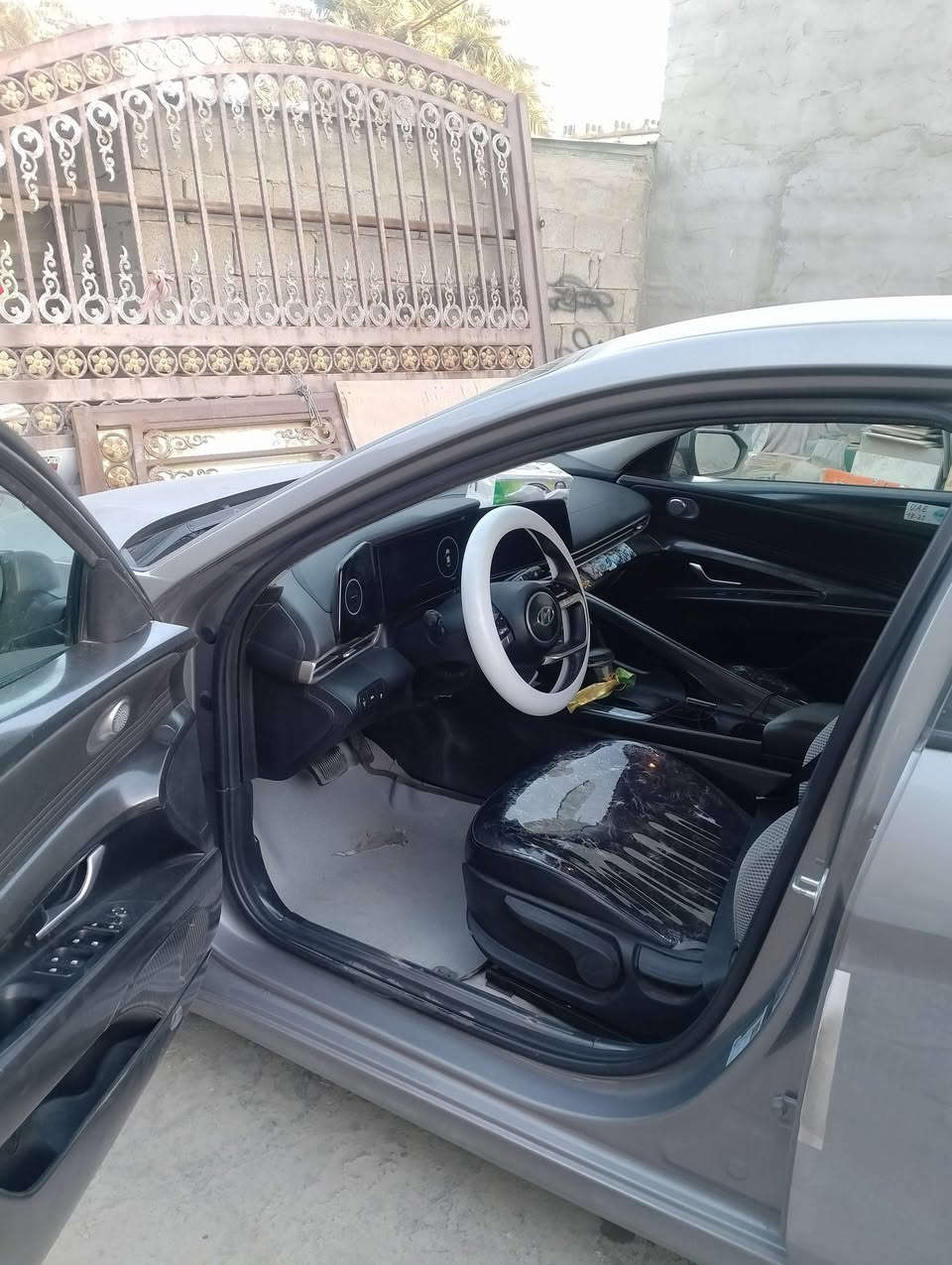 سلام عليكم انترا
2023

ماشيه 71

محرك 2000cc

بصمه دوشمه عامه جديده

توقف ذاتي

كشن ساخن

رادار امامي

تحديد مسار

سياقه اليه

مثبت سرعه

شاشه متصل

رقم اربيل 

تبريد بيانو

رادار جانبي

العنوان بغداد حي النصر 

واتساب متواجد ***********
