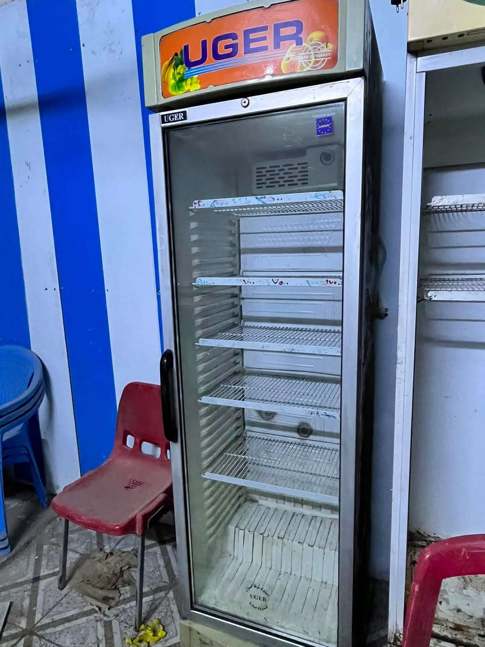 للبيع عارضة 230 وبيه مجال  الاستفسار علئ الرقم ***********

