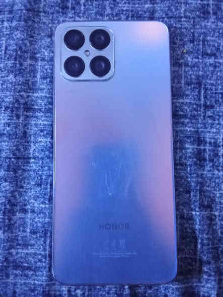 سلام عليكم هونر اكس 8 لبيع جهاز مكفول سعر 75 نهايتة بي بس ضربة بل شاصي كلشي ما ماثرة علية شراي يتصل *********** لو يجي خاص
