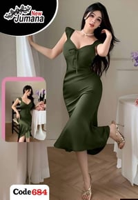 ملابس • للبيع • قطعة