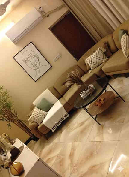 كورنر تركي مودرن قماش وتر بروف والرجلين خشب زان ويصير سرير ضهر قلاب نظيف جدا الشراي يتصل عالرقم***********
