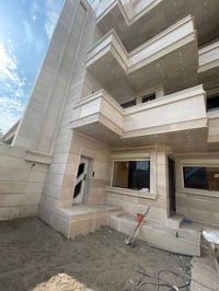 موقع الاعضميه   تم تغليف واجه بهياكل حديديه لحيم مرمر طبيعي سمك 2 س تن...