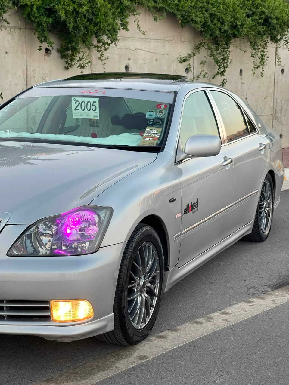 بەناوەی خوا شاهینە سپۆرت بڕاوە١٨٢ جلدو هیتەرو سلاهیت کامل مەسورف کراوە تەقەو ڕەقەی نیە بێ دوکەڵ٢٠٠٥ ١٥٠ هەزار ڕۆشتوە نرخ (٥٧) گەڵاو مەجالێکی برایانە شوێن سڵیمانی ڕەقەم تەلە فون (***********) ئەدمین❤️
