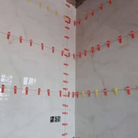 خلفه سراميك درجه اول المتر ٥الاف متفرغ حالين وهذا رقمي وشغلي متفرغ خال...