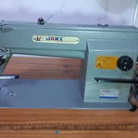 مكينة خياطة نوع Jake فئه JK للبيع مكينه خير من الله من ناحية السرعه وا...