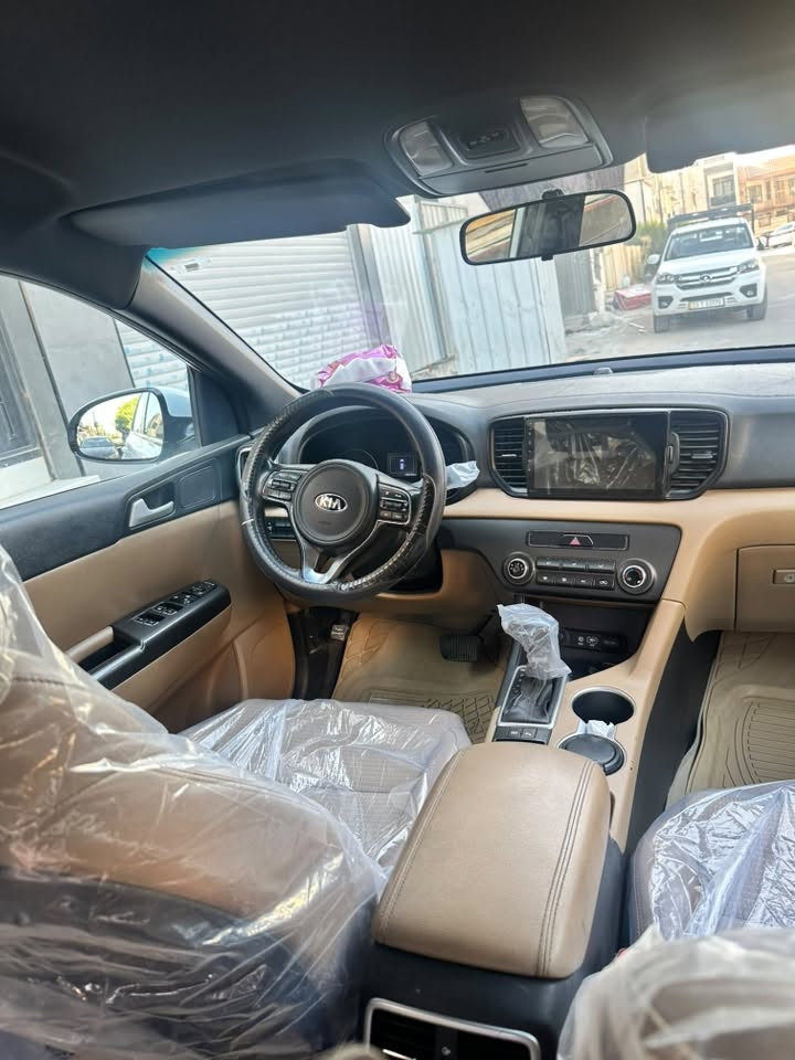 سوربتج خليجي موديل ٢٠١٨ ماشية ١٣٢ السيارة السيارة جاهزة مابيها اي نقص سعر ١٧٠ ورقة
*********** واتس اب
