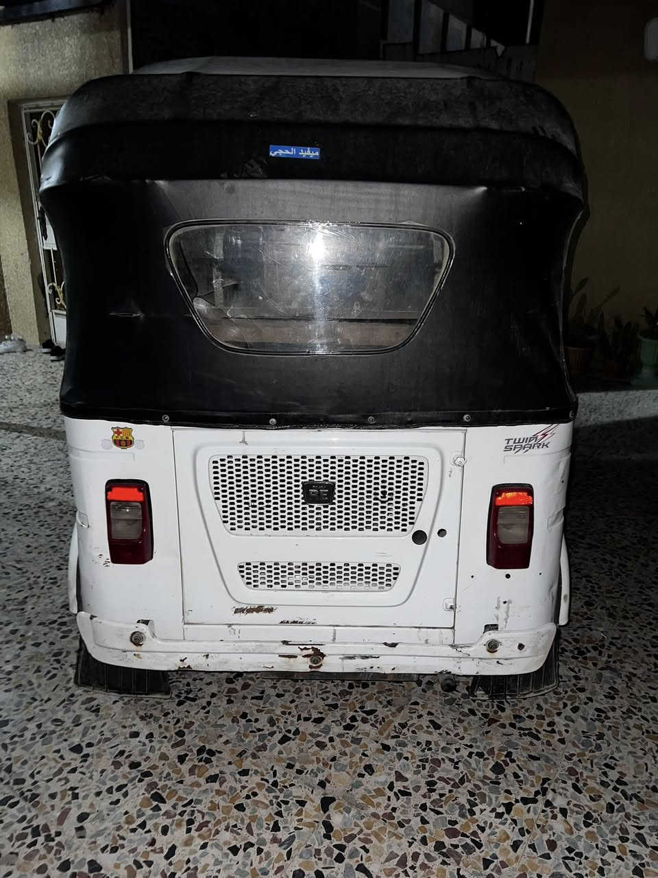 سلام عليكم تكتك موديل 21 مرقمه وجاهزه كفاله بدون صبغ ولا تعمير بس بيع ضربه خفيفه سعر 8 سنويه إنكليزي تحويل ثاني يوم مكاني بغداد حي النصر شراي خابر ***********
