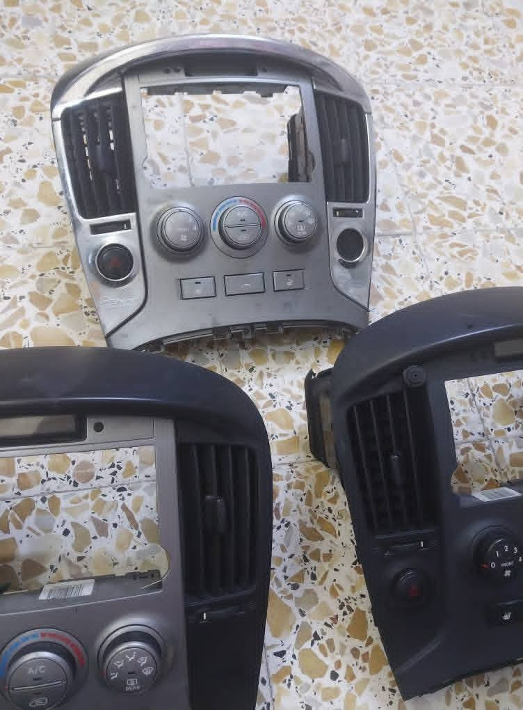 السلام عليكم
متوفر وجه دشبول ستاركس كامل جملة / مفرد .
للاستفسار :- بغداد/كراج الخالدي  ساحة الطيران / الشارع العريض 
ابو علي / ***********
