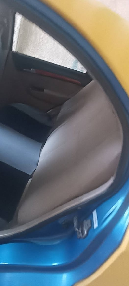 السلام عليكم سياره افيو وارد امريكي مكينه امسكر جديده توني شاده صاله شهر بيه وصل ضمان سنه عن الفتح وتجفيد والتبريد منضومه جديده كامله شاداله بس ماشاحن غاز فقط حداديه زينه وتخم تاير زين والرقم مالته انكليزي بس مامستلمه موديل 2008
وصاحبه يمي ايريد امداور  والسياره الي بيه فقط مامسوي دجه مال الكير والدهن الكير مامبدله فقط 
سونار موجود بالصور
 السعر 48 وبيه مجال بسيط مكاني كربلاء بوبيات الاستفسار ***********
