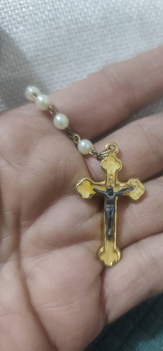 السلام عليكم..مداليات وسبح لصليب عيسى عليه السلام


**إذا كنت صاحب هذا الإعلان وتريد حذفه لأي سبب، رجاءا أرسل رسالة إلى الدعم الفني**