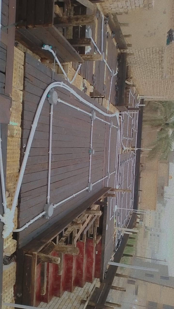 رزقنا ورزقكم  من الله. والله يرزق من  يشاء بغير حساب 
عمل بورد منزل  
كهربائي منازل 👷‍♂️
الكهربائي عقيل ابو ملاك  

***********
***********
تأسيس وتنفيذ جميع الأعمال الكهربائية ⚡
تأسيس كهرباء المنازل والشقق والمحالات ✅

1 _ توزيع نقاط الإنارة 💡
2 _ توزيع البرايز 🔌
3 _ توزيع المكيفات ❄️
5 _ توزيع نقاط الستلايت 📡
6 _ توزيع نقاط السخانات 🚿
7 - توزيع الكاميرات 📷
8-عمل بورد منزل  
9- عمل  بورد ستلايت 

اي استفسار الرجاء التواصل علي رقم
 ***********
