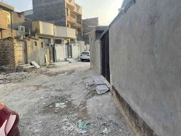 السلام عليكم 
عرصه طابو زراعي سند حديث 25
 المساحه 400م 20+20
تباع نصف المساحه
او كامل  
العنوان بابل مقابل ألعاب المدهش
فرع المولدات
تبعد عن شارع بغداد100م
استفسار ***********::::***********
