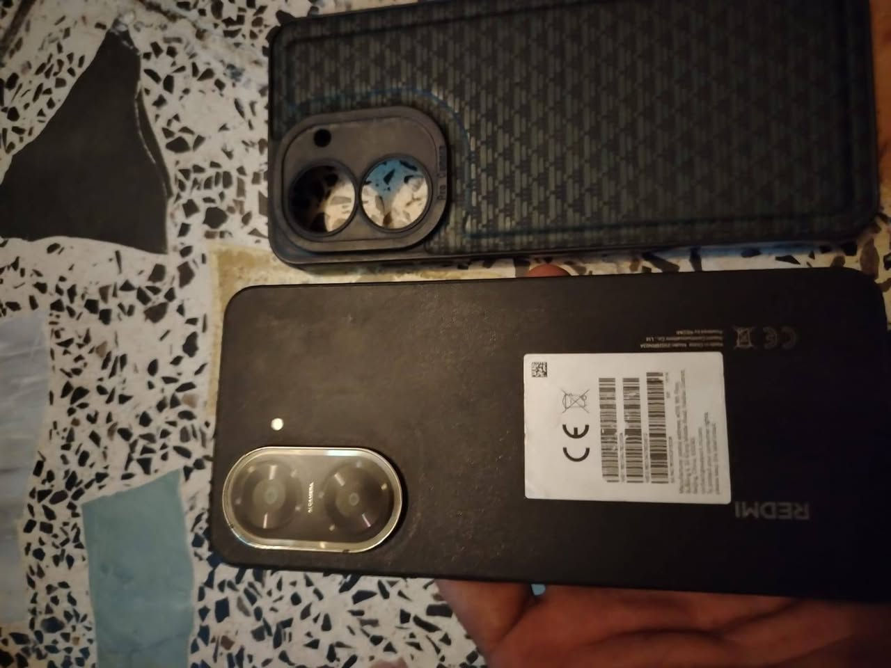 السلام عليكم
عندي موبايل Redmi A5
جهاز نضيف ما داخل اي تصليح جهاز استخدام قليل 
ذاكره 256
جهاز بمعنه كلمه جديد 
سعر  225 وبي مجال الله شاهد ماخذه 325 قصد بعد ومحتاج واريد ابيعه رقم الهاتف @***********
