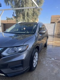 سياره نسيان روج موديل 2020 اللون فيلي  الضرر شبر بالبنيد  ماشيه 106 km...