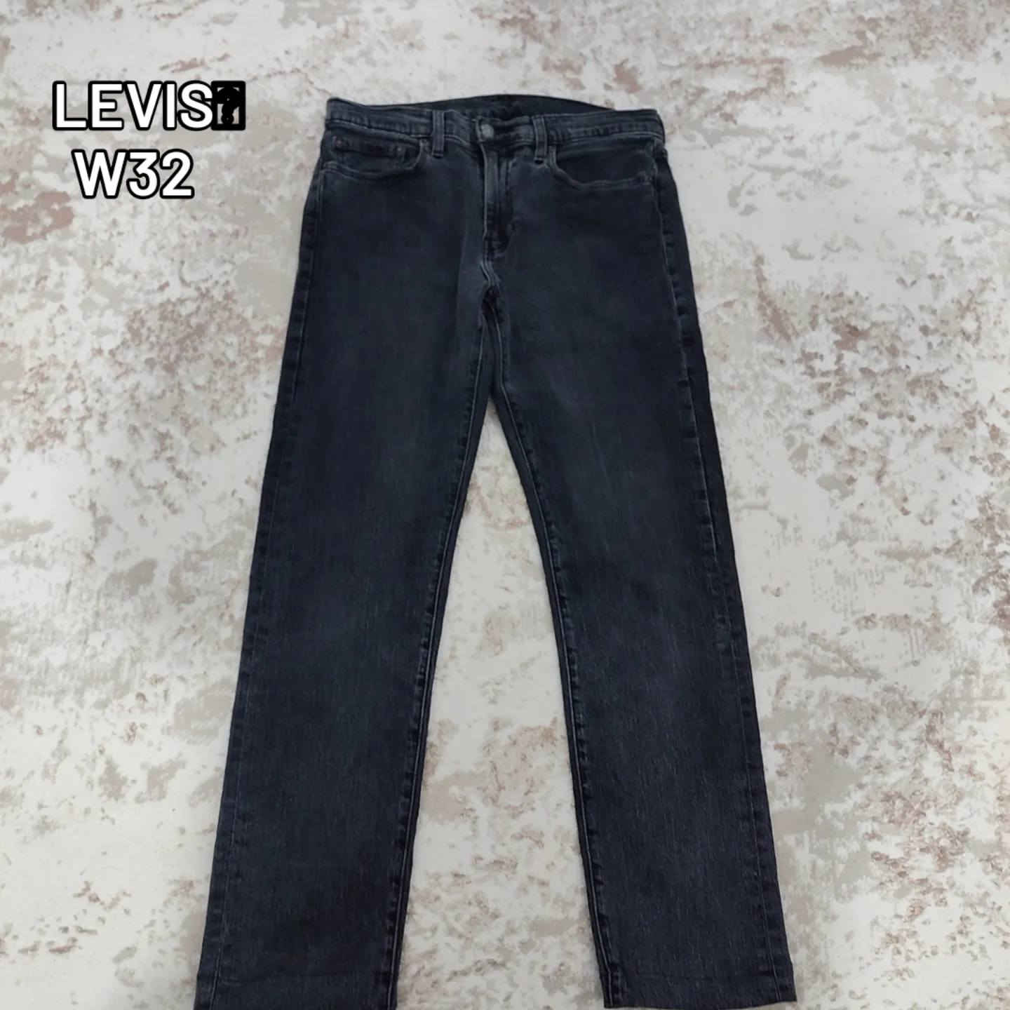 Levis🤩


**إذا كنت صاحب هذا الإعلان وتريد حذفه لأي سبب، رجاءا أرسل رسالة إلى الدعم الفني**