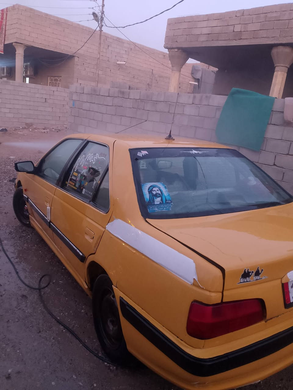 السلام عليكم سيارة بيجو بارص موديل 2013 سنويه جديده مصارلي شهر من جددتها  وبسمي تنتهي 2035 كير مكينه تبريد 🥶 كفاله تحويل ثاني يوم المكان البصرة ابو الخصيب ***********
