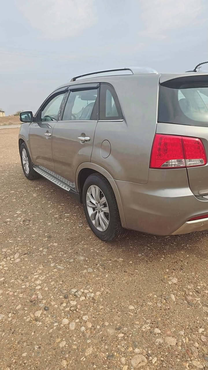 سورنتو موديل 2012
رقم بغداد 6 سلندر
 فول مواصفات
 كامرتين
 بانورما
 كشنات جلد 
كشنات ثنين كهراباء 
سبعه راكب 
المكان ديالى بلدروز
 سياره مصبوغه حزام
سعرها 120 وبيه مجال
كير محرك صدر امامي خلفي كله جهاز

***********
