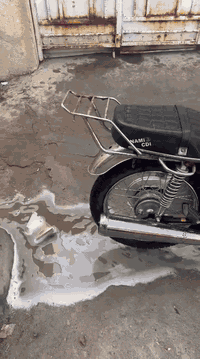 السلام عليكم
من رخصة الأدمن 

دراجة شلامجه بدون اوراق 

مكفولة من العشاير والسرقة والحادث

تعمير كله جديد 

الشاصي شلامجه الكصبه الرفيعه لا ملحوم ولا بي چوي

المكينه مامفتوحه 

السعر700 وبيه مجال

التواصل على الرقم*********** 

ما متواجد على الخاص 

مامتواجد بالتعليقات
