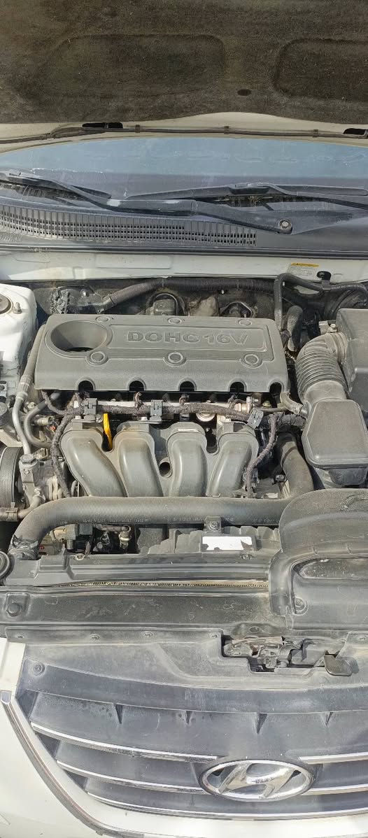 سلام وعليكم سياره سوناتا للبيع 2010 وارد امريكي رقمه ديالى الاتصال على الرقم ***********
