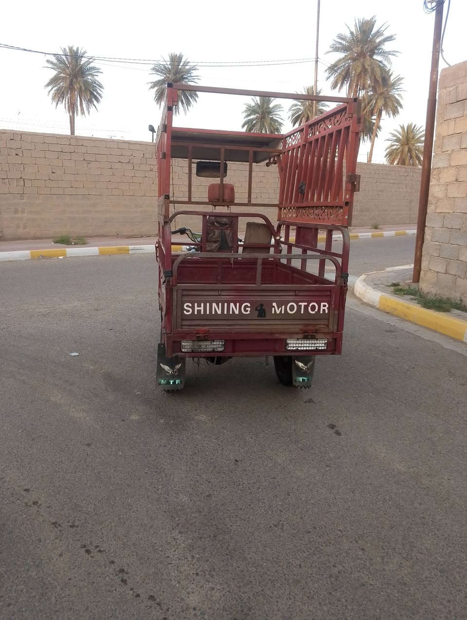 ستوت 2022 للبيع مرقمه كامله مكمله جديده السعر 2900 وبيها مجال***********

