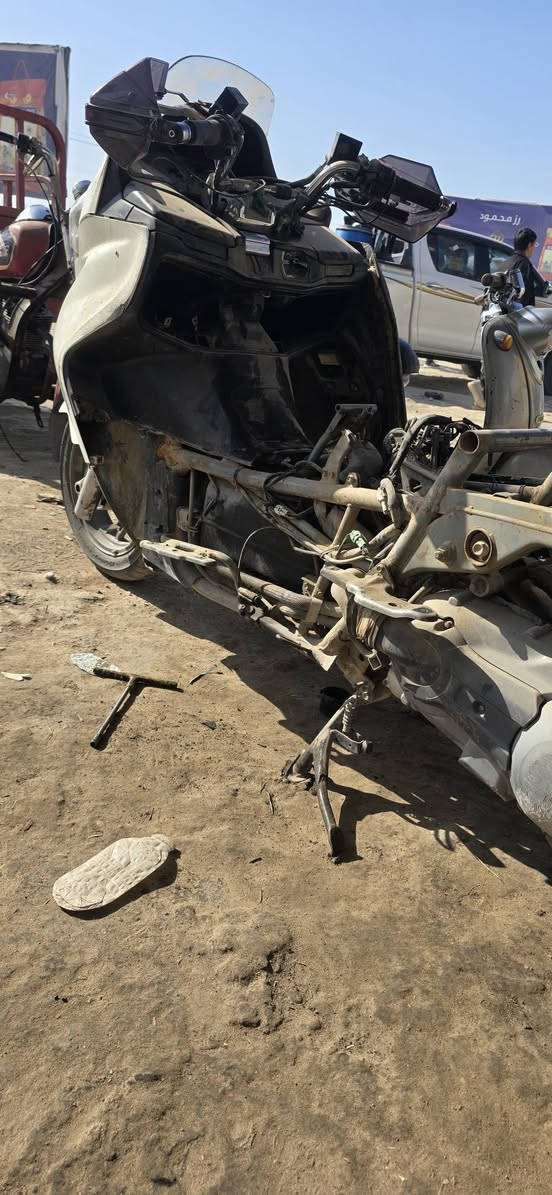 السلام عليكم 
سكاي تفصيخ دراجه نضيفه وشغاله مشتريها للمحل تفصيخ اي شي تحتاجه منها موجود كفرات وكلشي بيها نضيف 
ناصرية مركز قرب سجن الاصلاحي 
ومتوفر توصيل جميع المحافضات
***********
