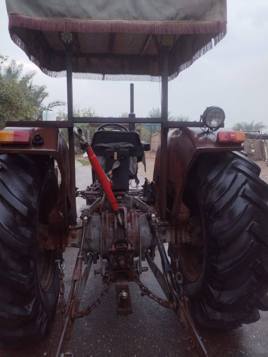 سلام عليكم مكينه فوركسن حجم ٢٧٥ موديل ٨١ مكفوله كفالة عامه على وضع شركه محرك كير اكسن هودرليك كله شرط كهربائيات كلها شقاله  معروضه 14  وشراي يدلل ***********
