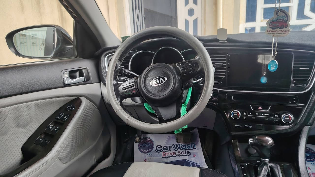 سياره للبيع (اوبتما 15)
🚗 للبيع أو المراوس – كيا أوبتيما 2015 EX وارد أمريكي
✅ محرك 2400
✅ تشغيل بصمة + بصمة أبواب
✅ تبريد ثلج ❄️
✅ إشارات بالمرايا
✅ مقاعد جلد
✅ نظام قيادة ثنائي + مانع انزلاق
✅ مواصفات فول
✅ السيارة سنويه بأسمي. رقم دولي أربيل السعر 120$
السيارة نظيفة جدًا، والحمد لله خير من الله، تراي للبصره مع تبريدإلى البصرة وتبريدها ممتاز، 
📍الموقع: الحلة
📞 ***********
الجاد يتواصل، والله يبارك للجميع.
