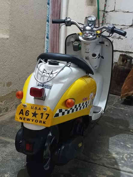 السلام عليكم ذبانه عبد الحليم تكسي فحل نضافه 100/100 كهربائيات شغاله ذبانه أوراق كامله السعر 1100وبيهه مجال رقم***********مكاني العماره حي العسكري
