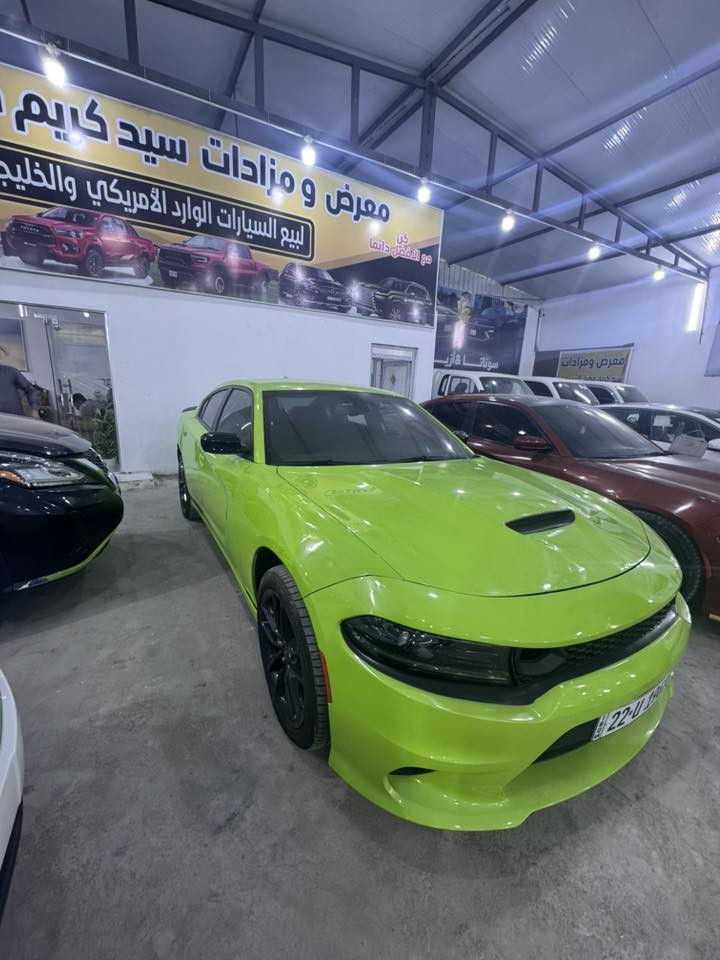 السلام عليكم
دوج جارجر للبيع

موديل 2023

وارد امريكي 

لون اخضر مميز 🍏

الفئه sxt

محرك 3600

السياره زيرو ماشيه 28 الف 

حادثه جاملغ خلفي مصبوغ وبنيد محدث جيتي وجاملغ امامي بي صبغ والباب الخلفي بي بارد 

بجم كبس كير ومحرك وراديتر كله شركه 

مواصفات 

شاشه وتحكمات وكاميرا خلفيه ومثبت سرعه وتشغيل عن بعد وغرفه قماش وباقي المواصفات غير متواجد ع الفيس مكاني بابل الشوملي السعر 242 بيها مجال

***********
