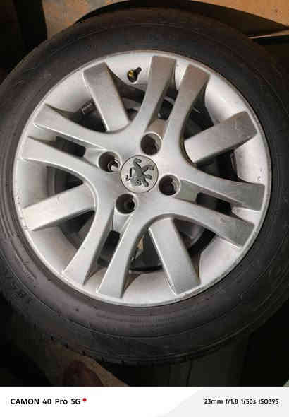 السلام عليكم 
ويل كب مديل 21 ابيعك فقط لاوياله قيم وخذ

*********** مكان الديوانيه
