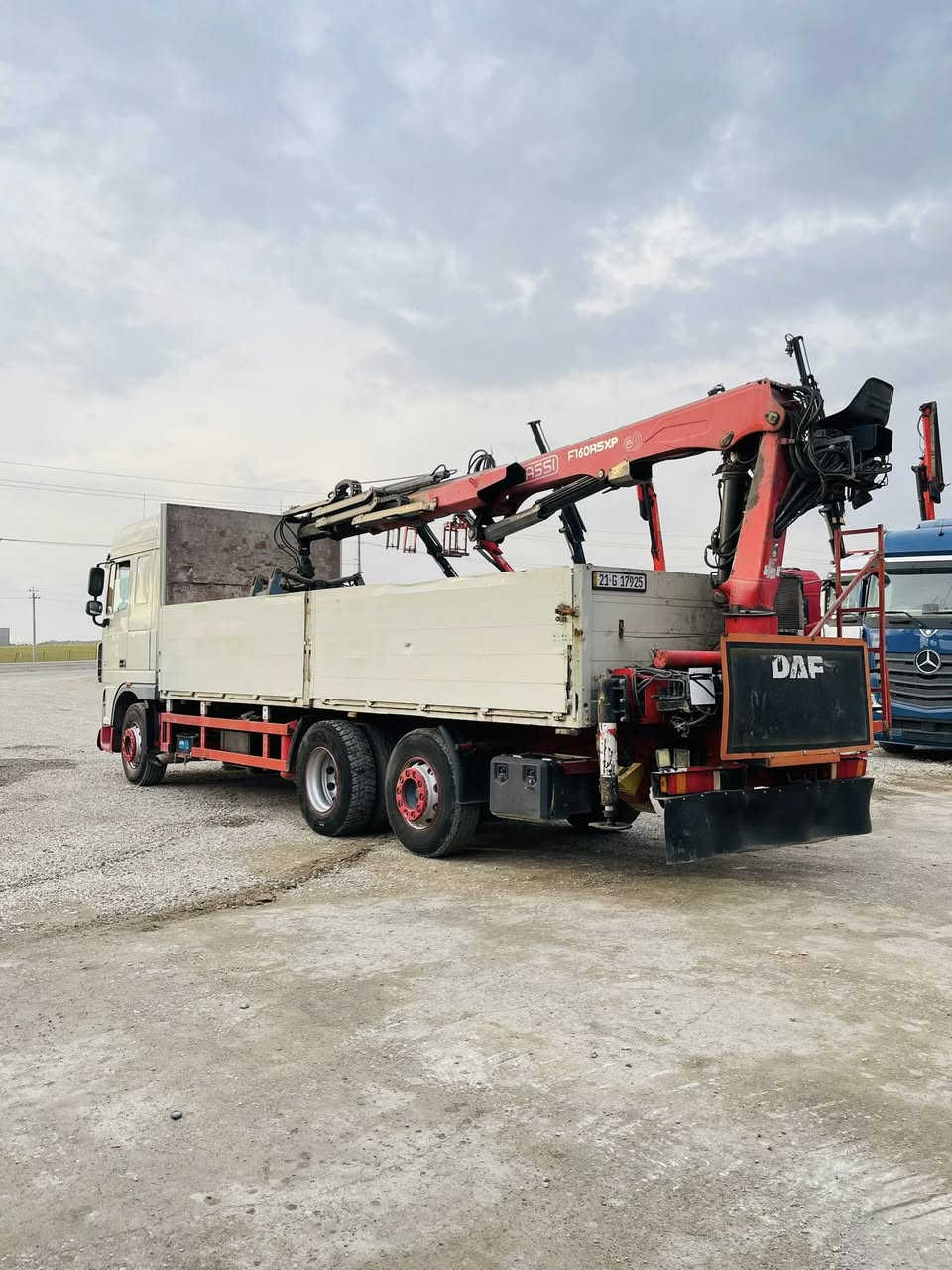 DAF 2011✅410✅430$$$$
Fassi 160✅
              معرض   محمد علي
         ☎️📱 *********** 
         ☎️📱 ***********
    ساعات:  ٩:٠٠صباحاً   -  ٧:٠٠مساء⏰
    بيع وشراء جميع الاليات الثقيله ✅
           عنوان أربيل/ شارع كركوك ✅📍
