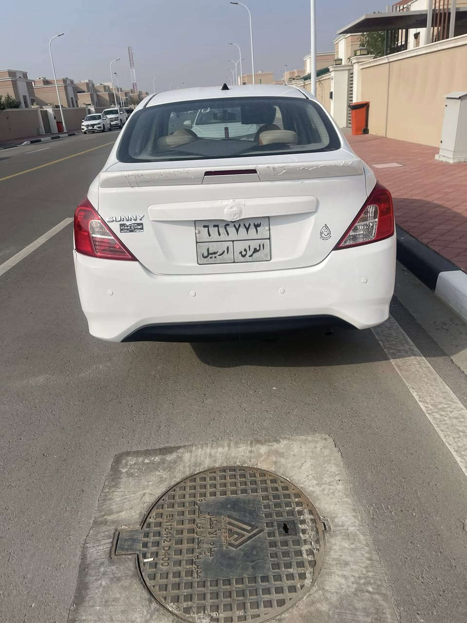 نيسان صني م ٢١ بيه قطعتين مبدله جاملق امامي وبنيد وغراض القديمه موجودات يرجعن بارد سعرها ١٠٥ بيه مجال للشراي 
***********
