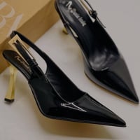 زارا • مقاس ٣٨ • كعب ٧سم