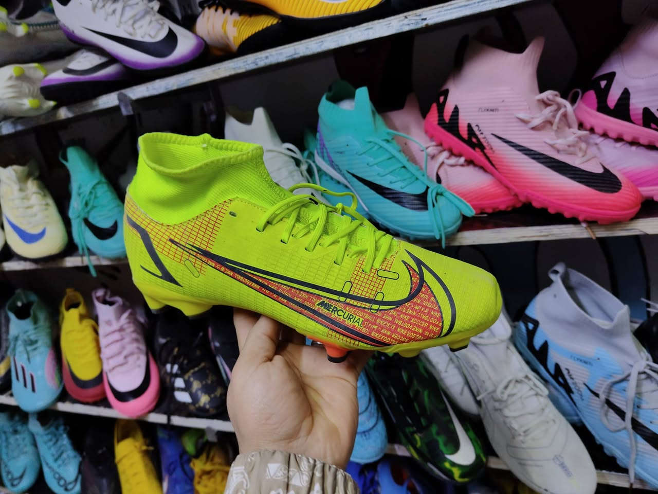 عرض خاص عرض خاص فقط 3 أيام سعر قطعة 15 الف فقط 

العنوان رأس جادة قرب مطعم هولير تجهيزات كاس العالم 

***********
