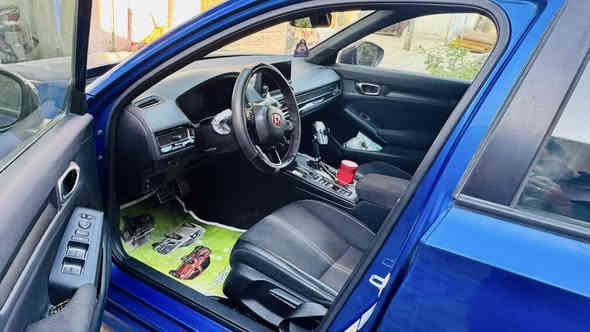 للبيع هوندا سيفك 2022
رقم بغداد باسمي
فئه سبورت مكينه 2000
وارد امريكي سياره ماشيه 45 الف ميل
حادثها سطحي جاملغ وبنيد صور الحادث بالمنشور 
مكان السيارة / بغداد  
السعر / 153 ورقة وبيها مجال بسيط

للاستفسار الاتصال :  ***********
