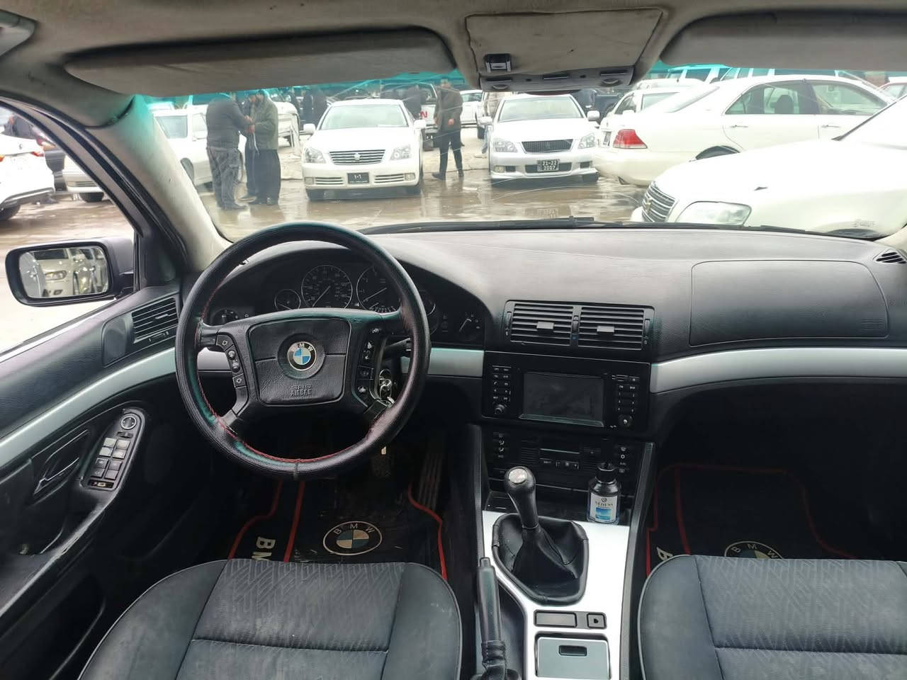 bmw e39 
سەرەتا بەناوی خودا ئەم بیئێمە بۆفرۆشتن مۆدێلی 1999 کامل کراوەتە m 2003 
سلایدە مەکینە 528 تایەو ویلی کوشنو ناوی لۆک لایتی ئەڵقەیلۆک کامل مەسوفی لیکراوە مەکینەو گیر لۆک تازە مەکینەی بۆبەستراوە لاتوبەگلات تازە بەسترا ڵۆک تایەی ڵۆک تەبرید ساردو گەرم تزبوت کامل کورە کراوە بۆ جوانی لەسر کال بونەوە بۆیاخ کراوە هیچ مەسرفێکی تیانیە هەمی شتی بەشرت 250 مەسرو فی تیانیە گێرو مەکینە بشەرتی 100 فیتەر سیارەکە بەس ماشاڵای ئەوە زۆرش بەقوەتە ژ.م *********** شوێن رانیە 
نرخی 57 گڵاو محامەلە 
گۆرینەوەش ئەکەم لەسەردڵگرتن 
تیبینی... سەیارەکە ئارم بوە ئارمەکەی ونبوە
