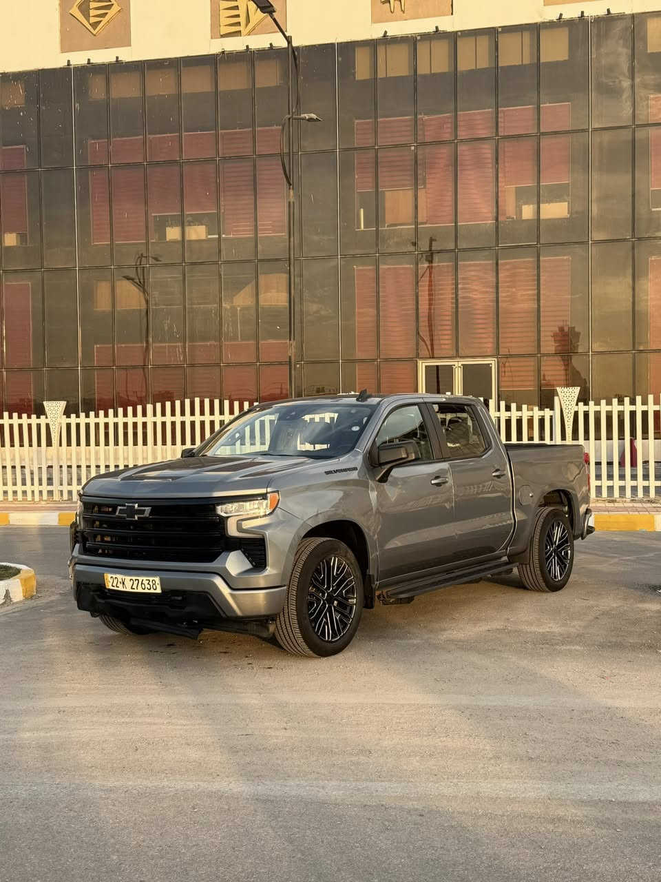 ❌للبيع فقط  تم تنزيل السعر بسبب وضع السوق
شوفرليت سلفرادو 2023 

رقم اربيل 

❌حادث السياره خلفي متضرر راسلني وادزلك الضرر 

السياره  فئه 

CUSTOM🔥باب طويل بودي قصير المرغوب

مواصفات :- 

كامره خلفيه 

كهرباء اضاءه بودي 

تحديد مسار 

رادار امامي 

رادار خلفي 

رادار اجسام 🏃‍♂️

بصمة تشغيل 

كشن امامي تتحكم بي متصل او منفصل 

محرك 4 سلندر توربو 2700🚀سريعه بيها نشاط حلو كلش واقتصاديه وتمشي بكل انواع البانزين ⛽️

السعر248. وبيهه مجال بسيط 

المكان 📍الناصريه.  

للتواصل ☎️***********
